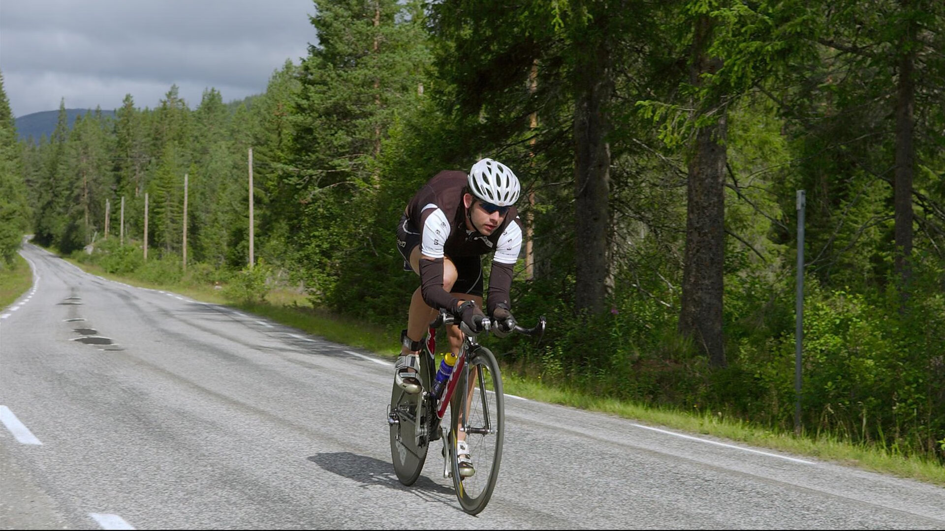 苏炳添表示百米成绩仍有进步空间,苏炳添 百米